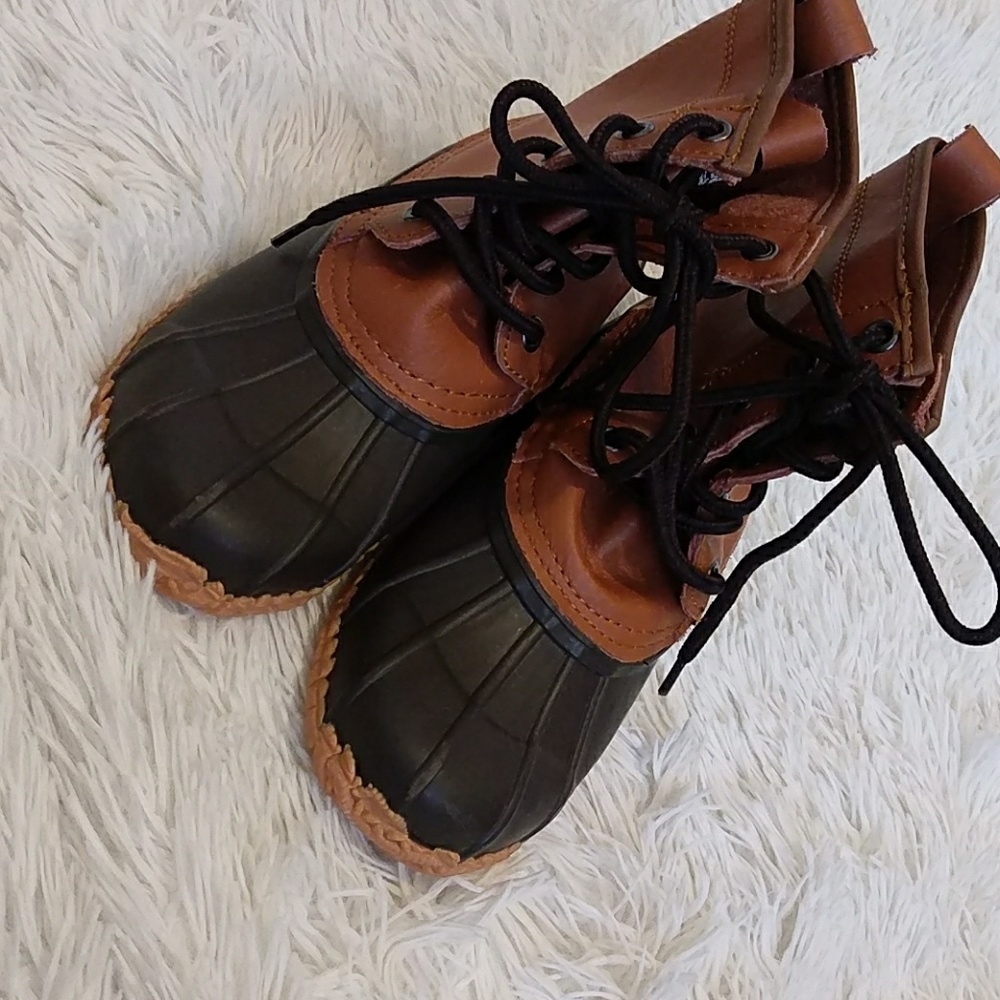 Size five cute boots fits